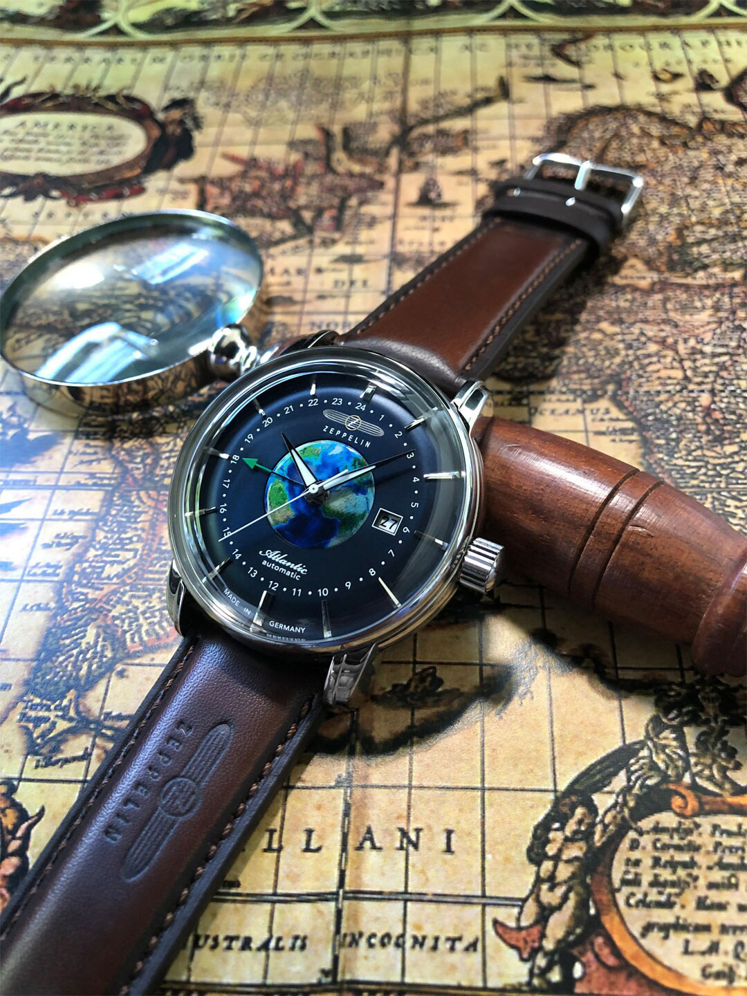 ZEPPELIN Men Patterned Dial And Leather Straps Analogue Automatic Watch 84683