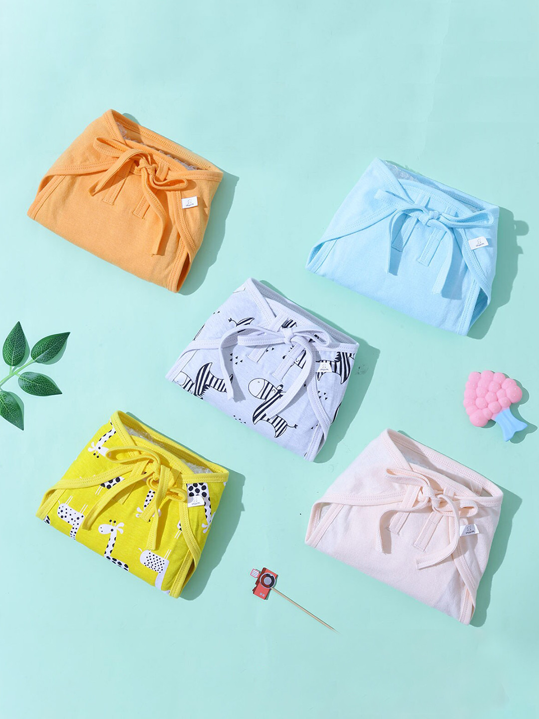 Snugkins Pack Of 15 100% Small Size Cotton Baby Washable Reusable Diapers