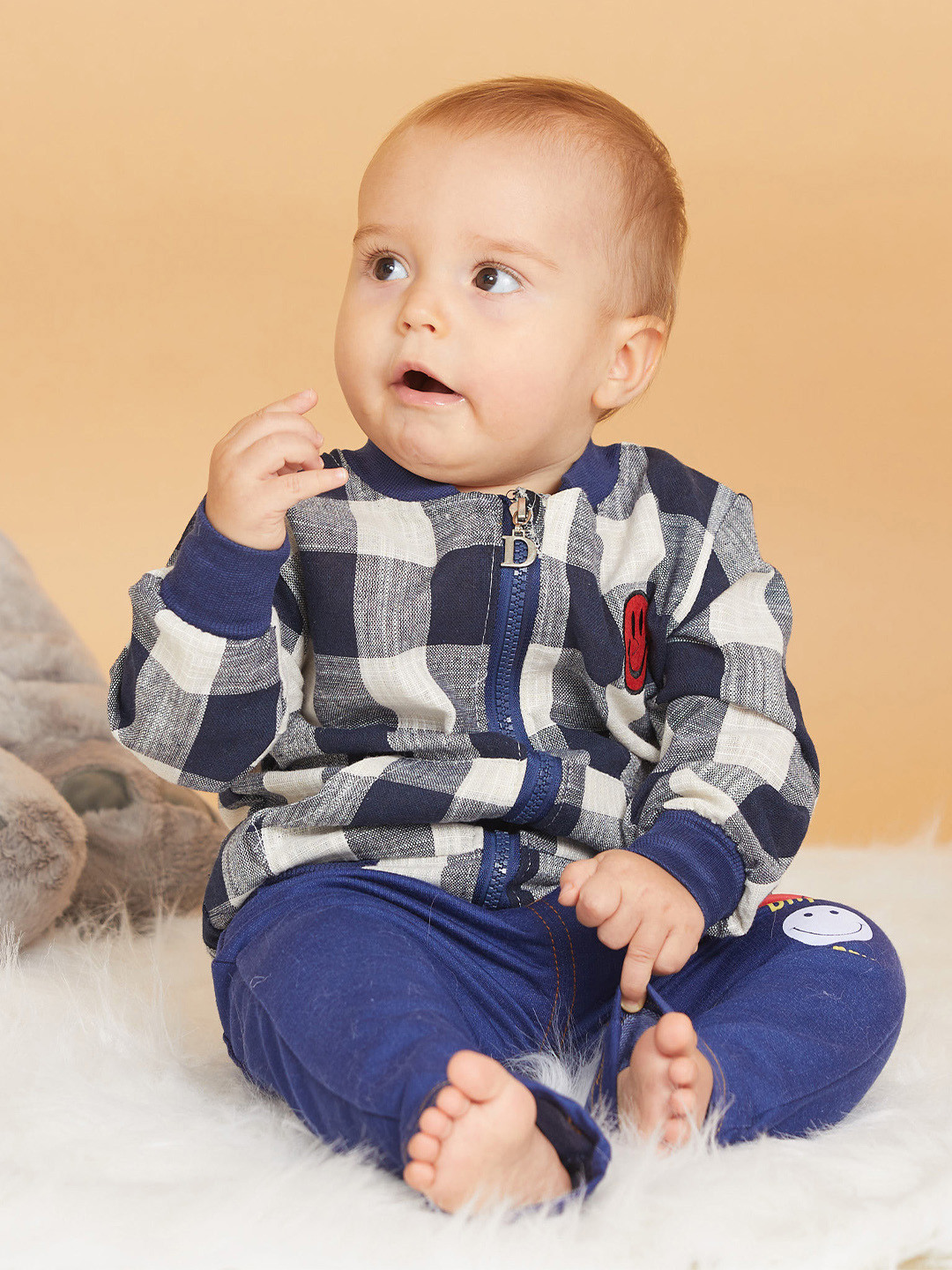 Bold N Elegant Unisex Kids Graphic Printed T-shirt with  Jacket & Jogger