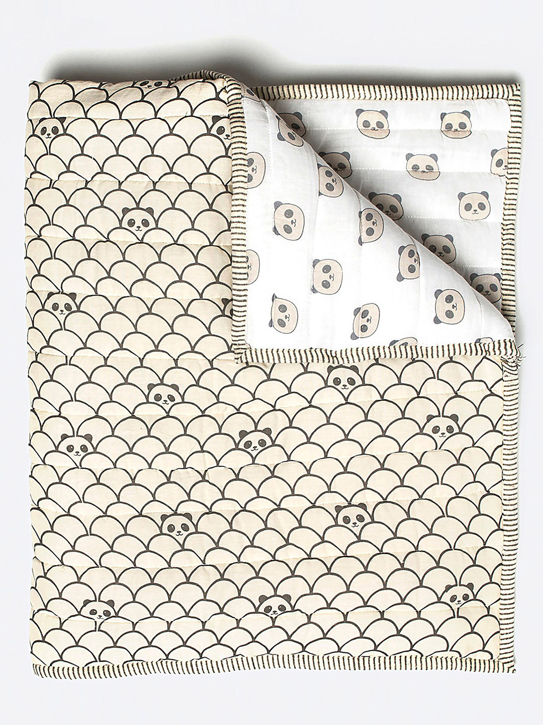 Masilo Peekaboo Panda Grey & Beige Printed AC Room Single Bed Cotton Quilt