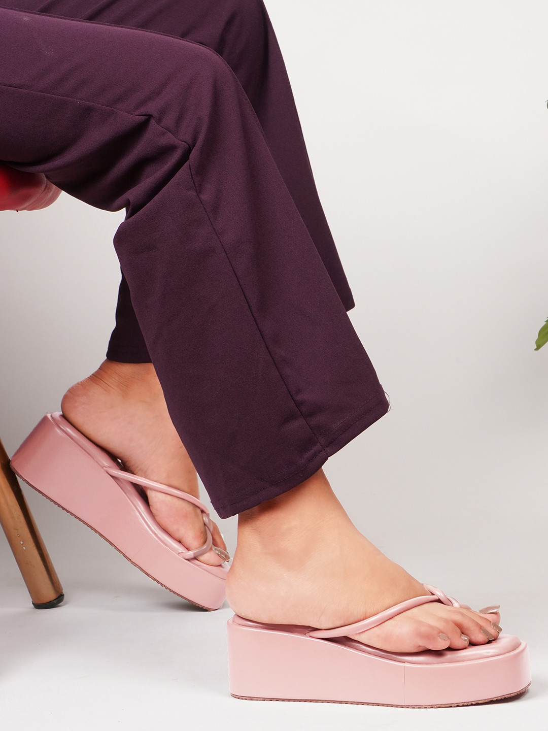 JM Looks Twisted One Toe Wedges