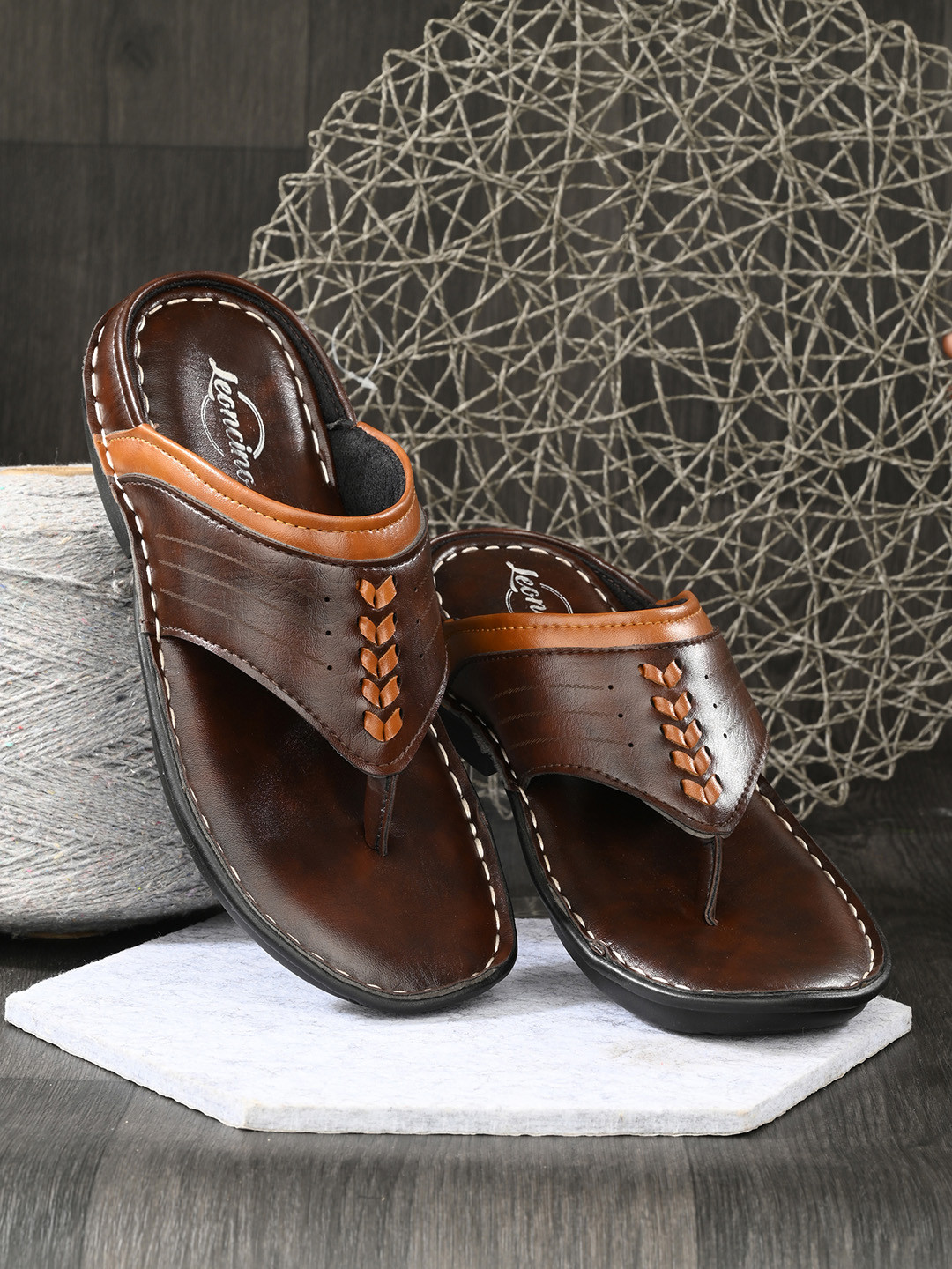 LEONCINO Men Slip-On Comfort Sandals