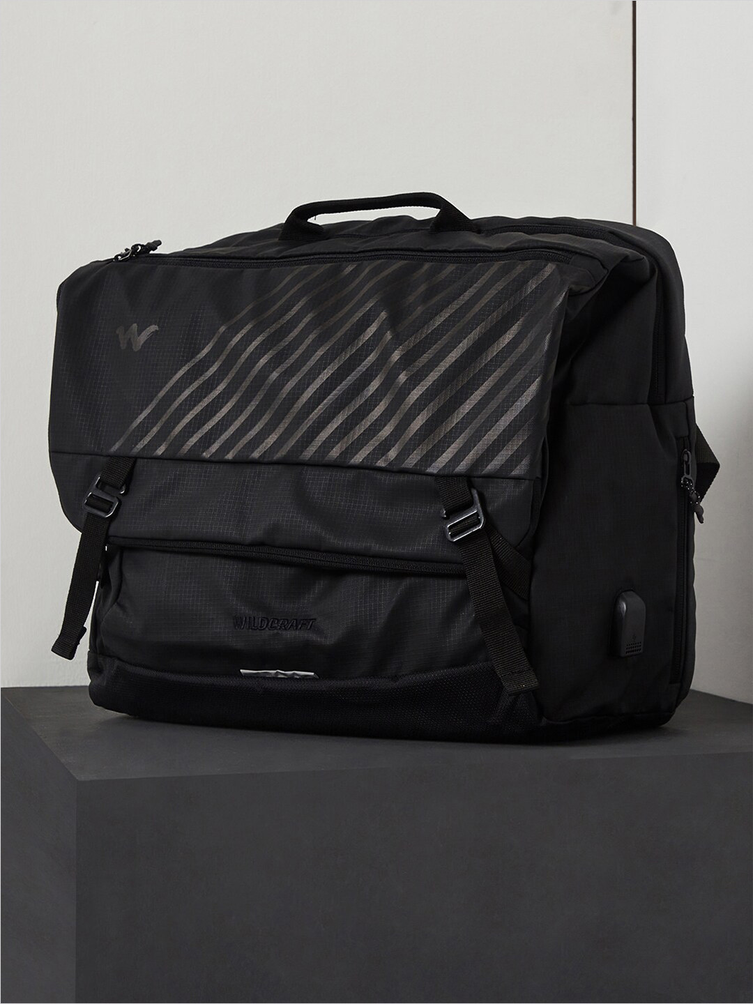 Wildcraft Unisex Textured Messenger Bag
