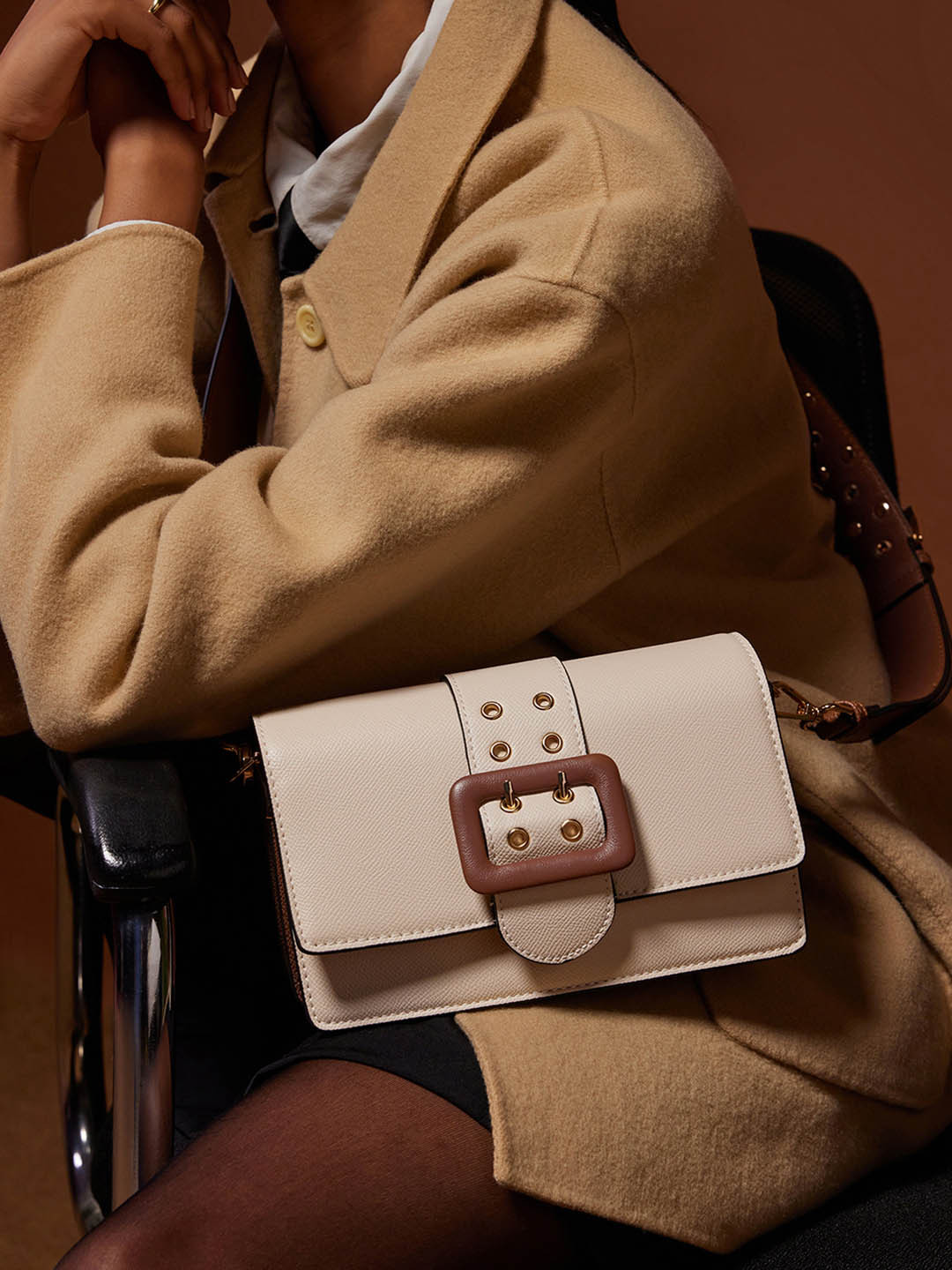 MIRAGGIO Adrianne Ivory Crossbody Bag with Adjustable & Detachable Strap