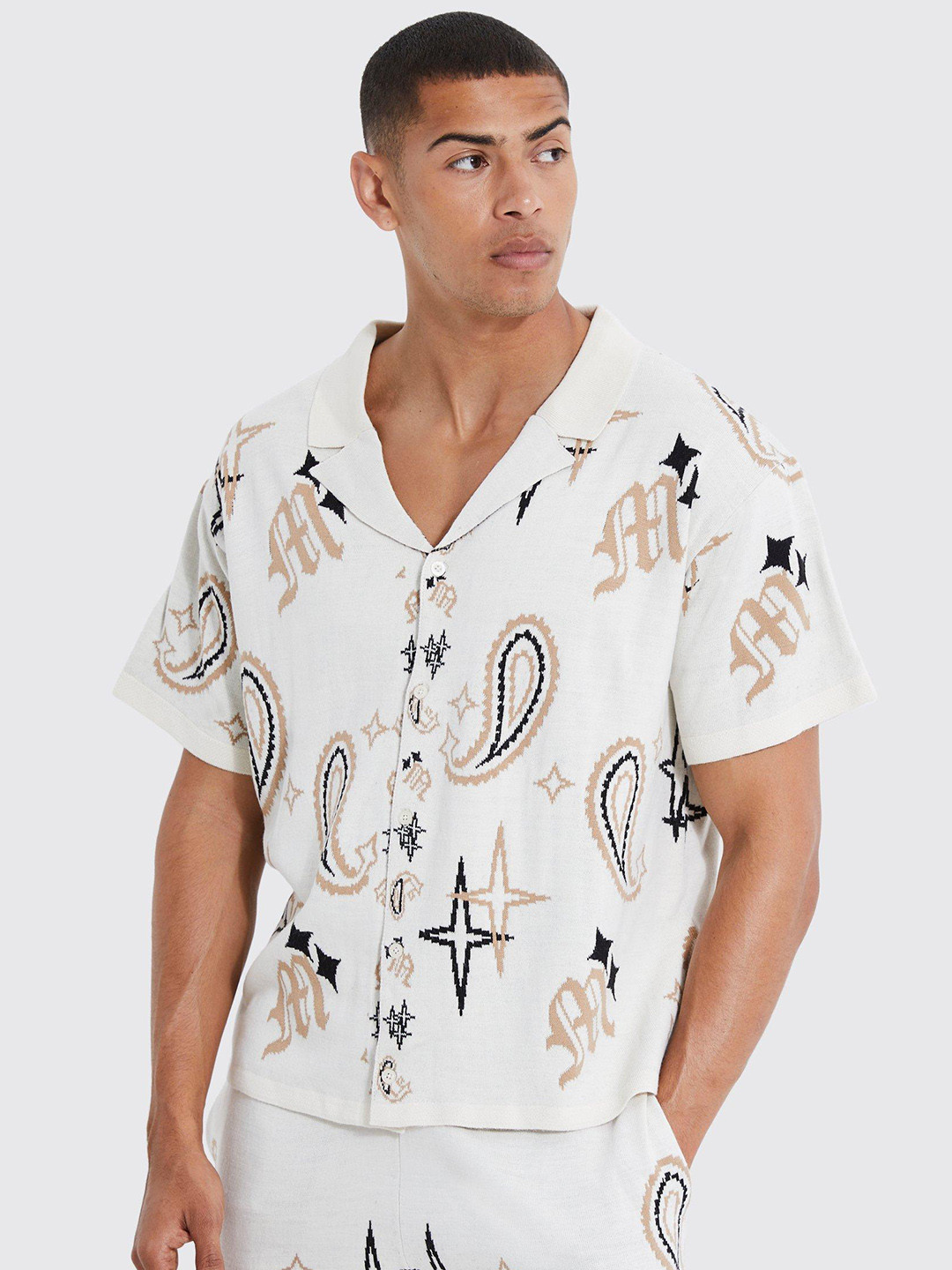 boohooMAN Short Sleeves Boxy Fit Woven Design Knitted Shirt
