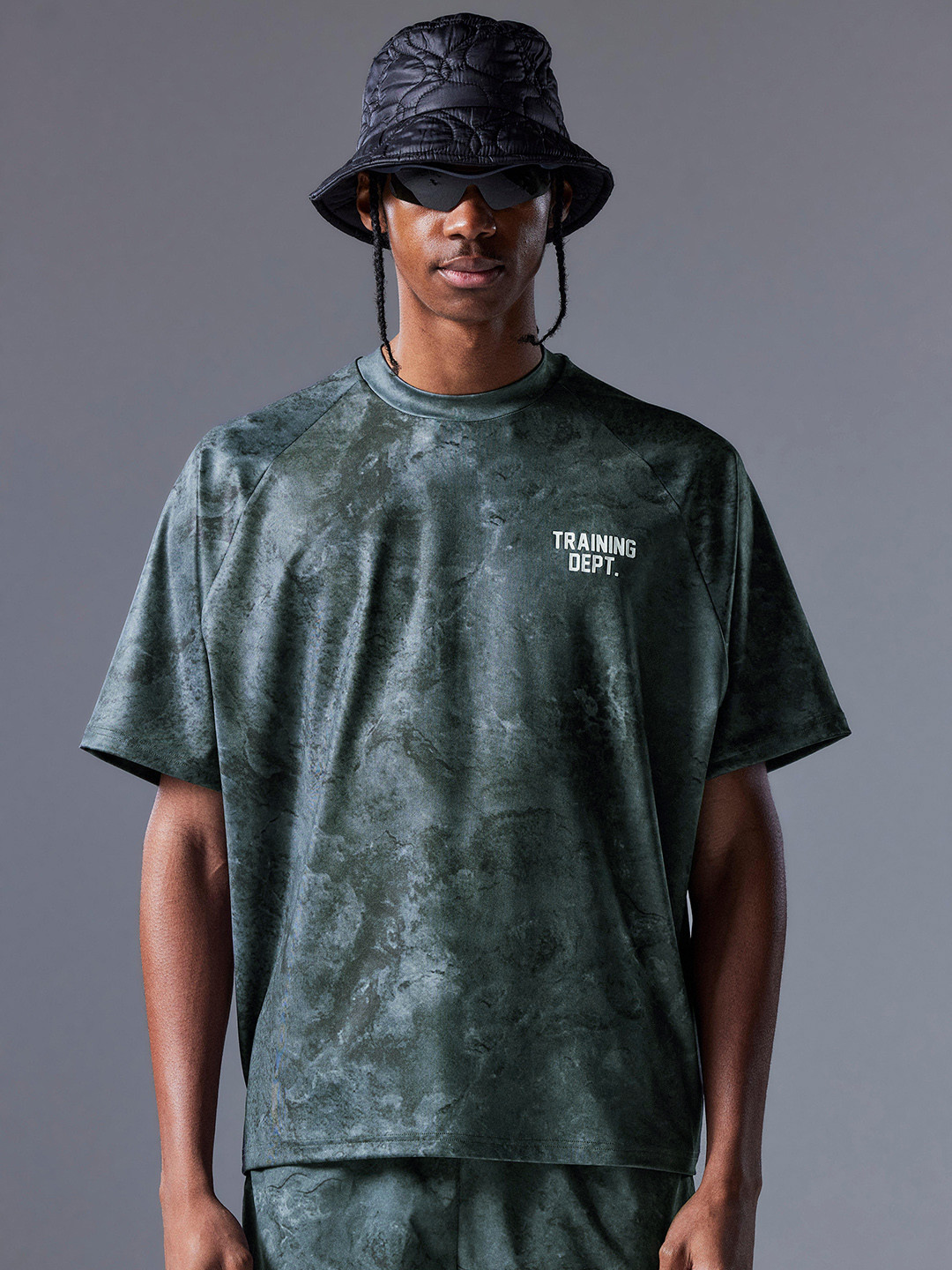 boohooMAN Tie and Dye Boxy Training T-shirt