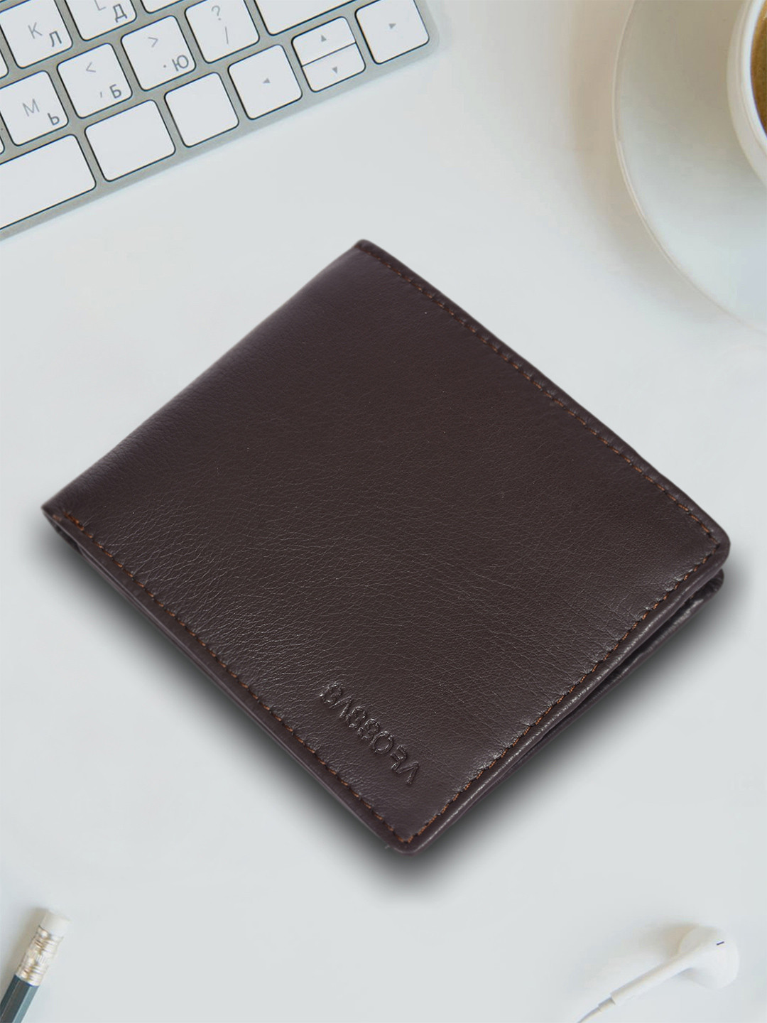 Sassora Unisex Leather Two Fold Bi-Fold Wallet