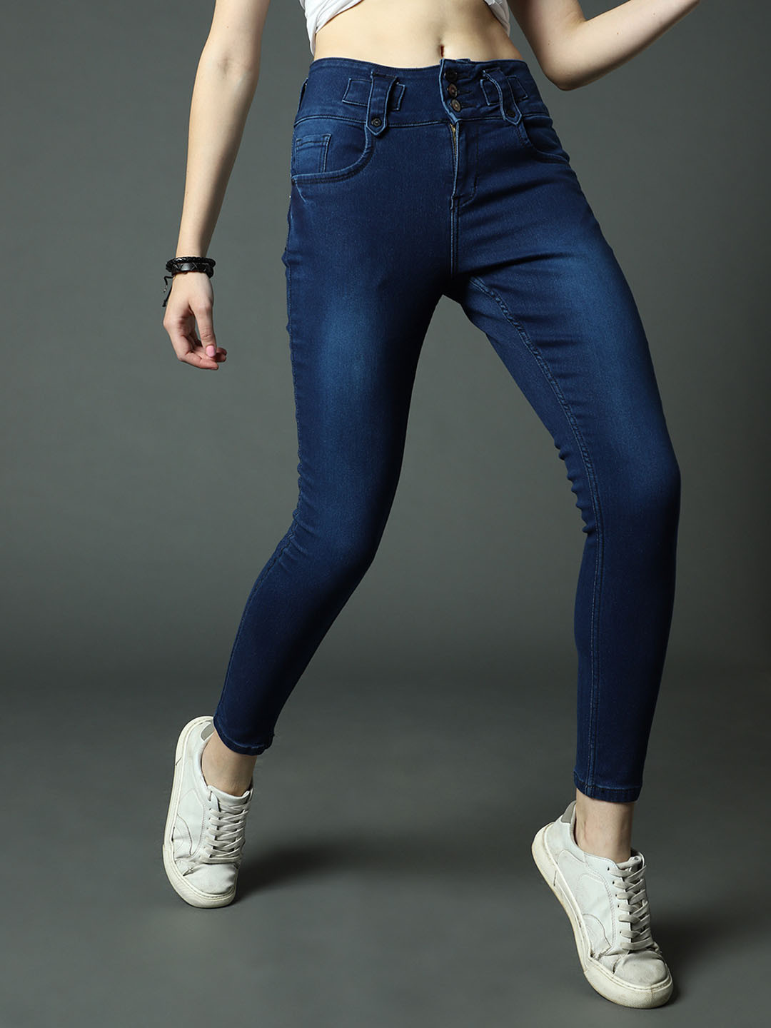 High Star Women Clean Look Slim Fit High-Rise Light Fade Stretchable Jeans