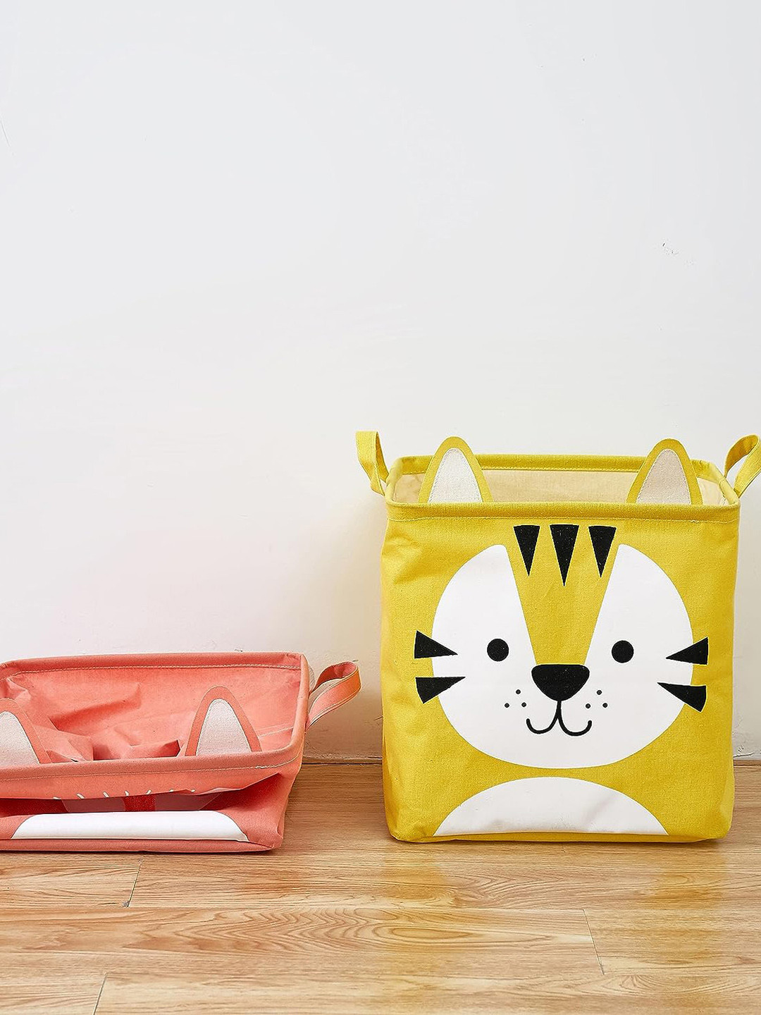 HOUSE OF QUIRK Yellow Printed Laundry Basket