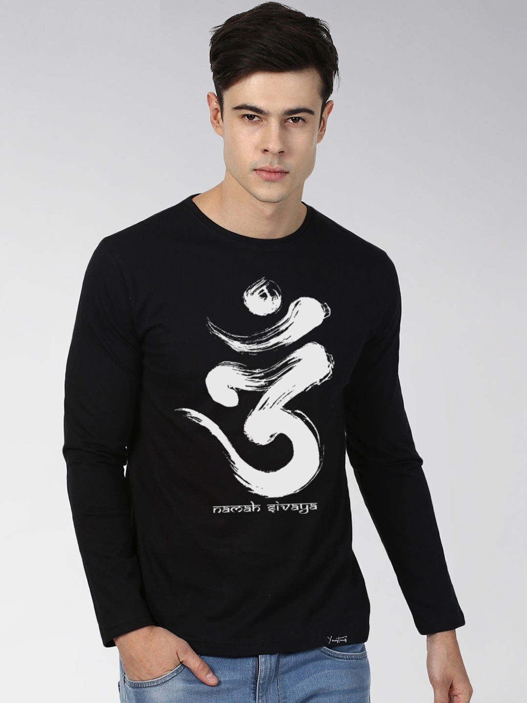 Buy Young Trendz Men Black Printed Round Neck T Shirt Tshirts For Men 2464352 Myntra