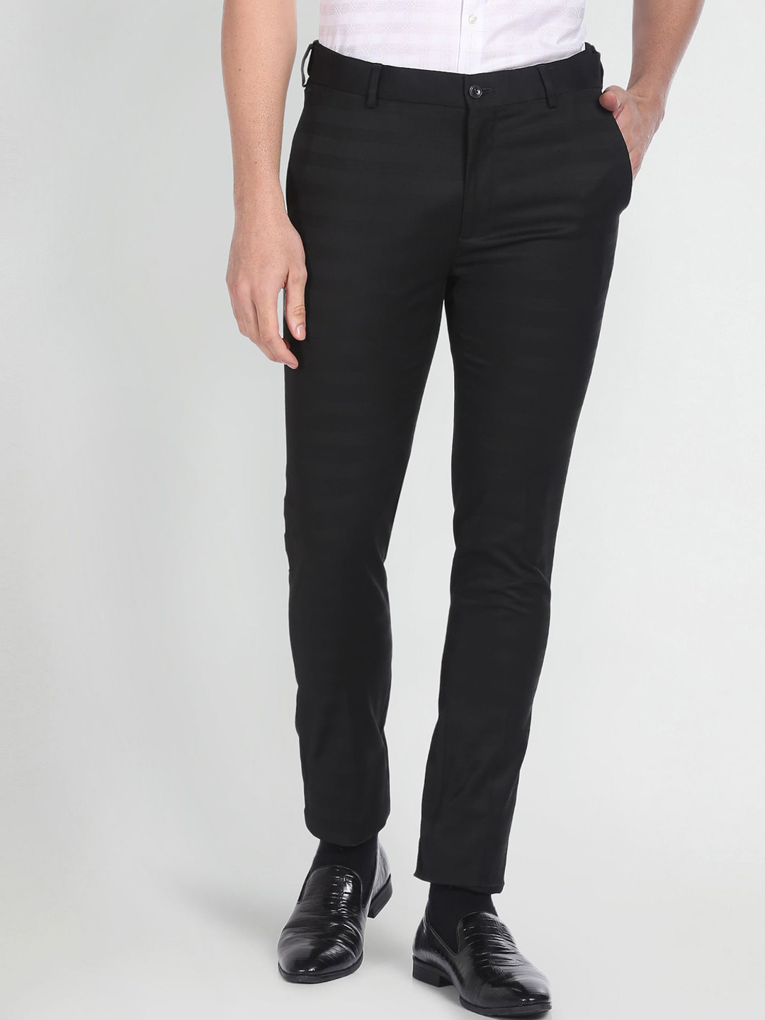 Arrow New York Men Mid-Rise Horizontal Striped Herringbone Trousers