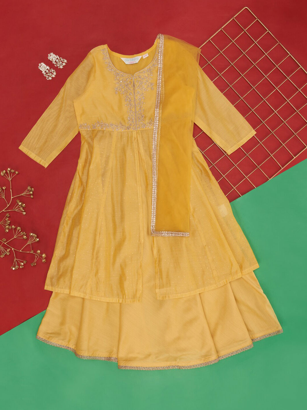 AKKRITI BY PANTALOONS Girls Geometric Woven Design A-Line Kurta & Skirt With Dupatta