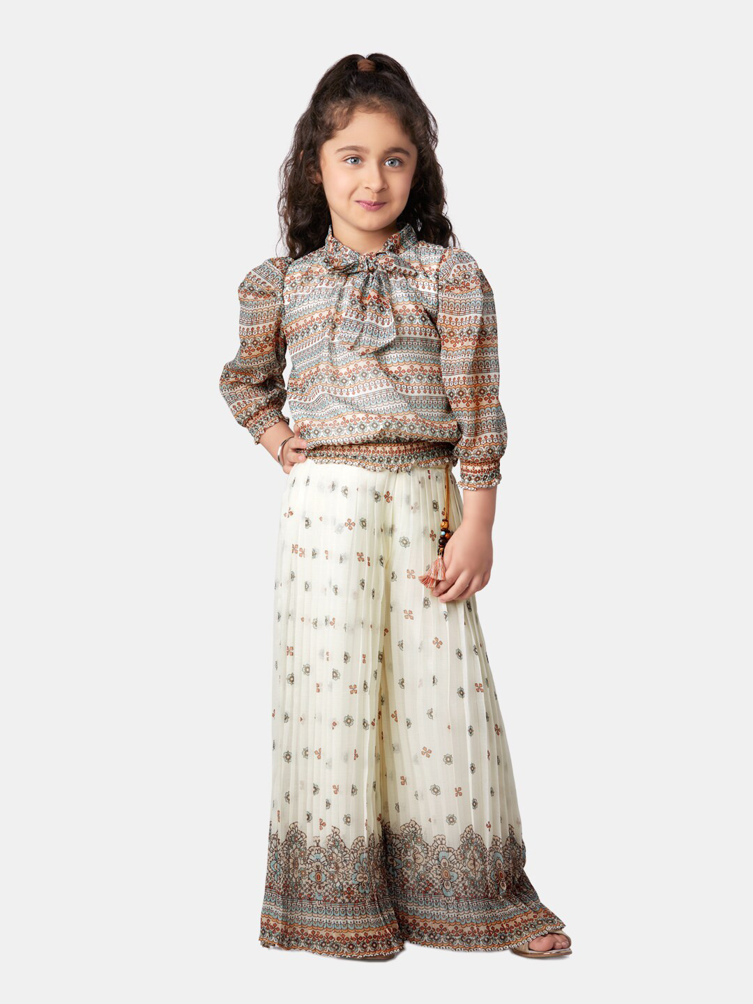 Peppermint Girls Floral Printed Tie-Up Neck Puff Sleeve Clothing Set