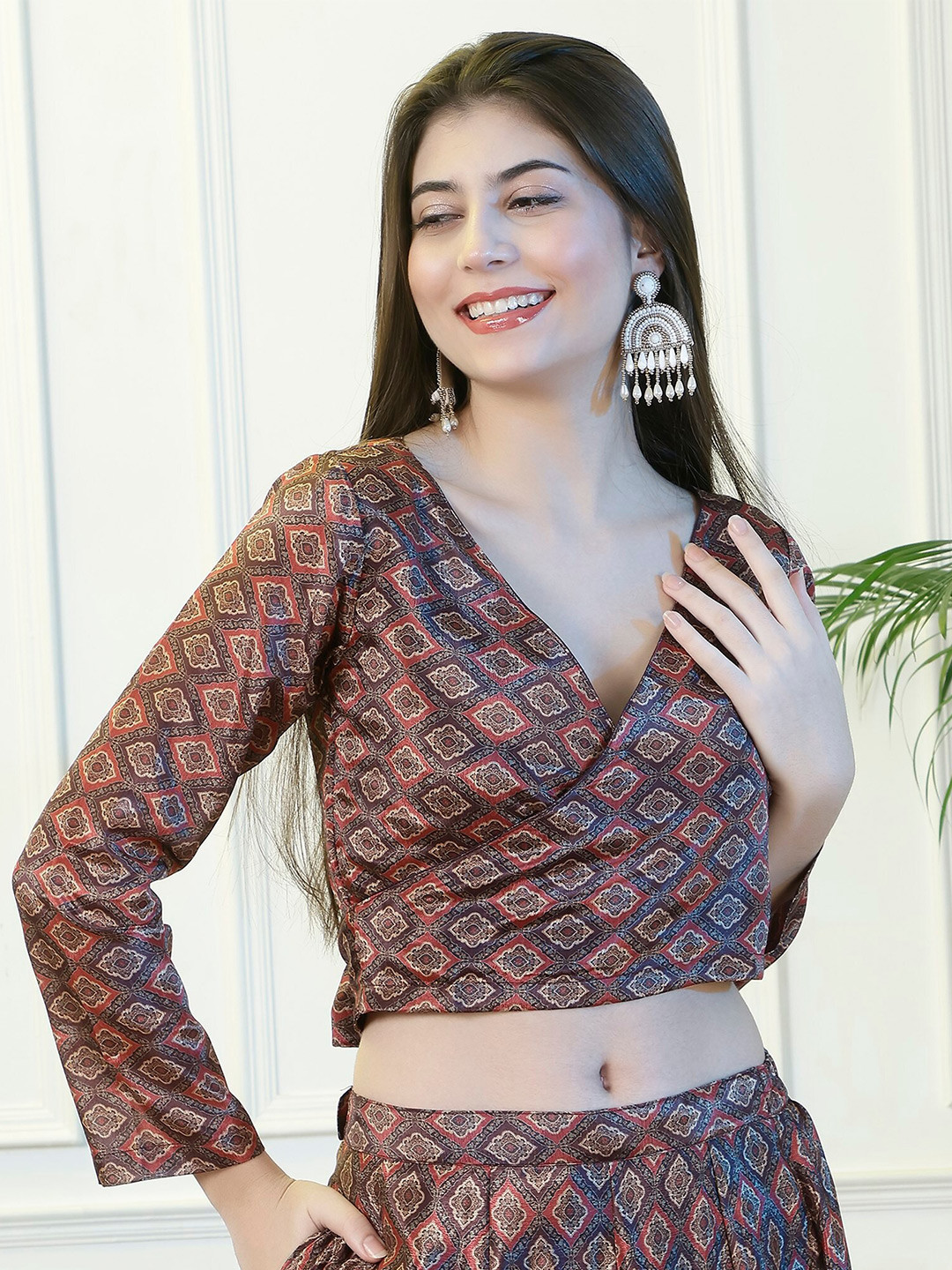 NEUDIS Ethnic Motif Printed Wrap Crop Top