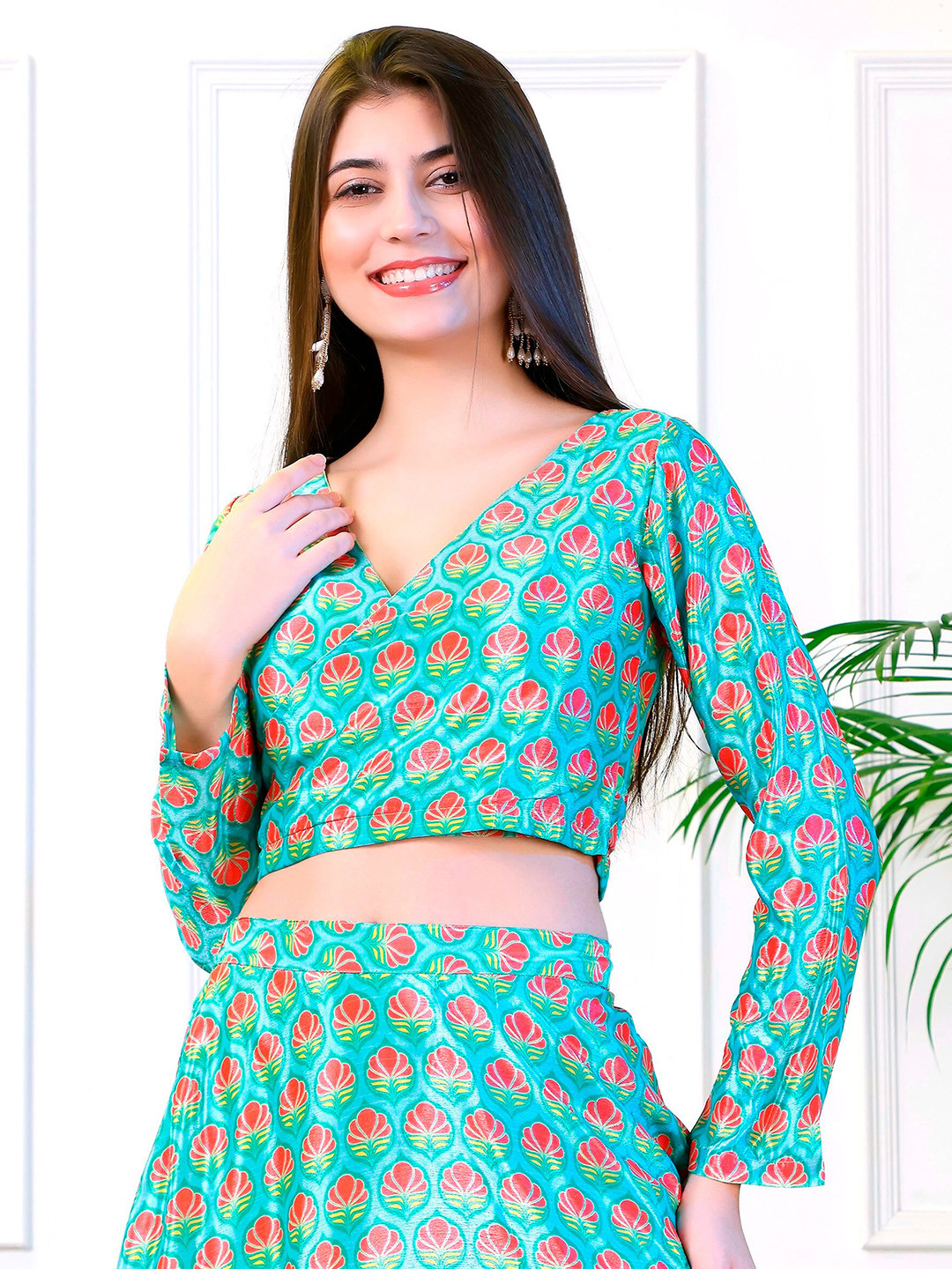 NEUDIS Floral Printed Wrap Crop Top