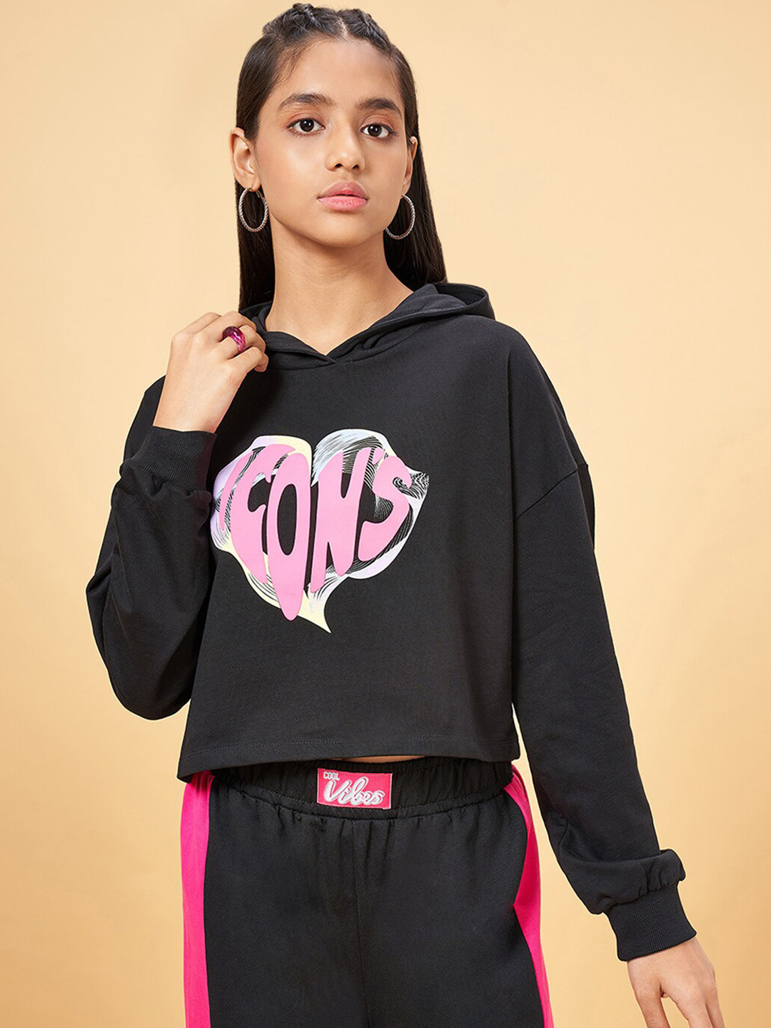 Coolsters by Pantaloons Girls Typography Printed Cotton Crop Pullover Sweatshirt