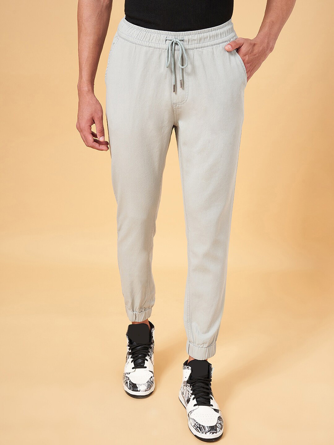 YU by Pantaloons Men Mid-Rise Pure Cotton Joggers
