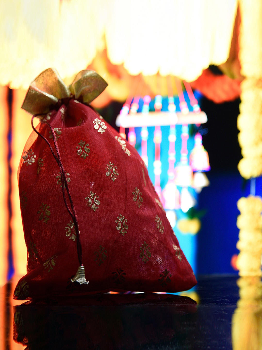 Kuber Industries 8-Pcs Red Self-Design Potli Handbag Organisers