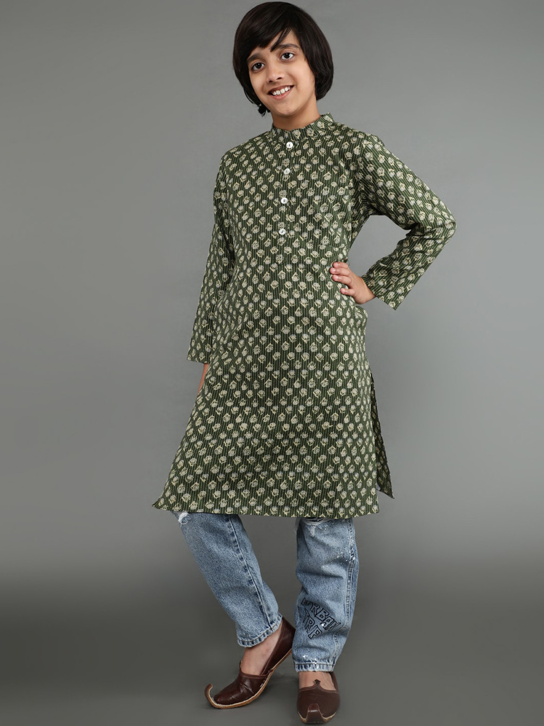 Aks Kids Boys Geometric Printed Kantha Work Mandarin Collar Cotton Straight Kurta