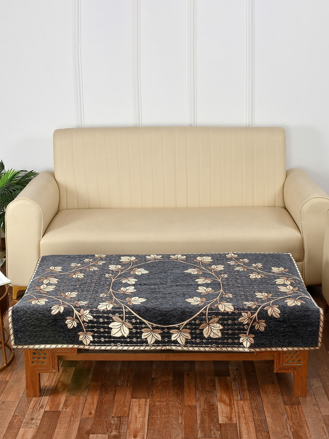 MULTITEX Grey Embroidered 4-Seater Table Covers