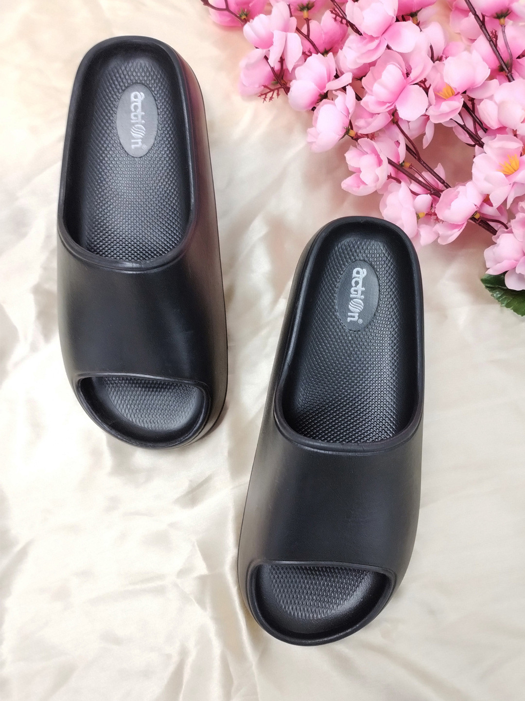 Action Plus Women Slip-On Sliders