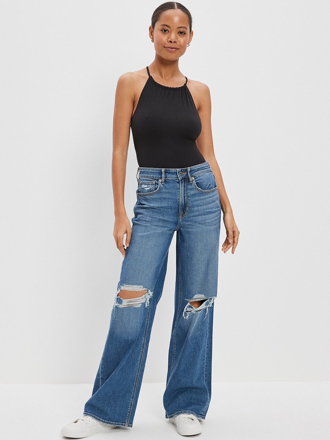 AMERICAN EAGLE OUTFITTERS Women Regular Fit High Rise Highly Distressed Cotton Jeans - Jeans for Women 24666610 | Myntra