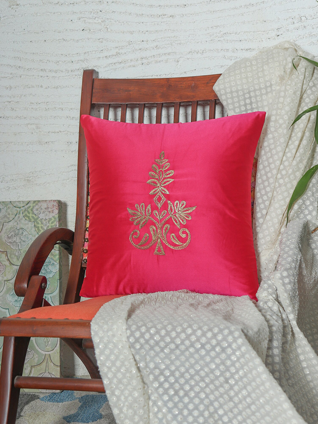 ZEBA Pink & Gold-Toned Embroidered Square Cushion Cover