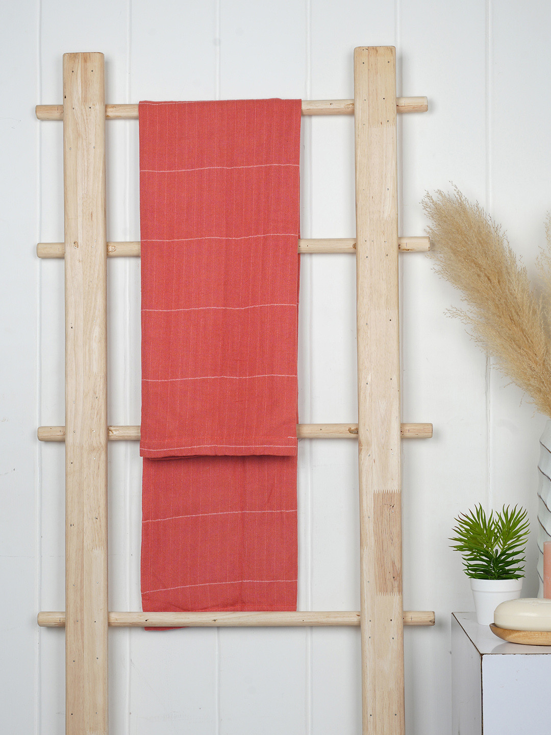 Doctor Towels Red Striped 350GSM Set of 1 Anti-Bacterial Aloevera Bath Towel