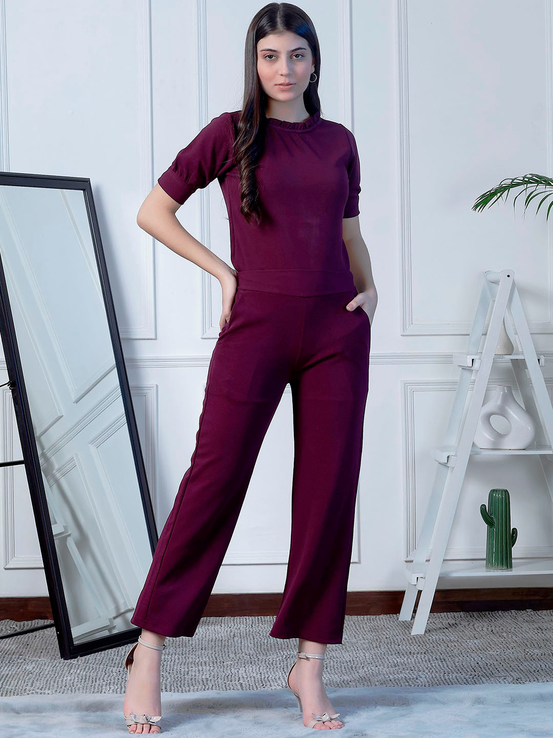 NEUDIS Round Neck Top & Trouser