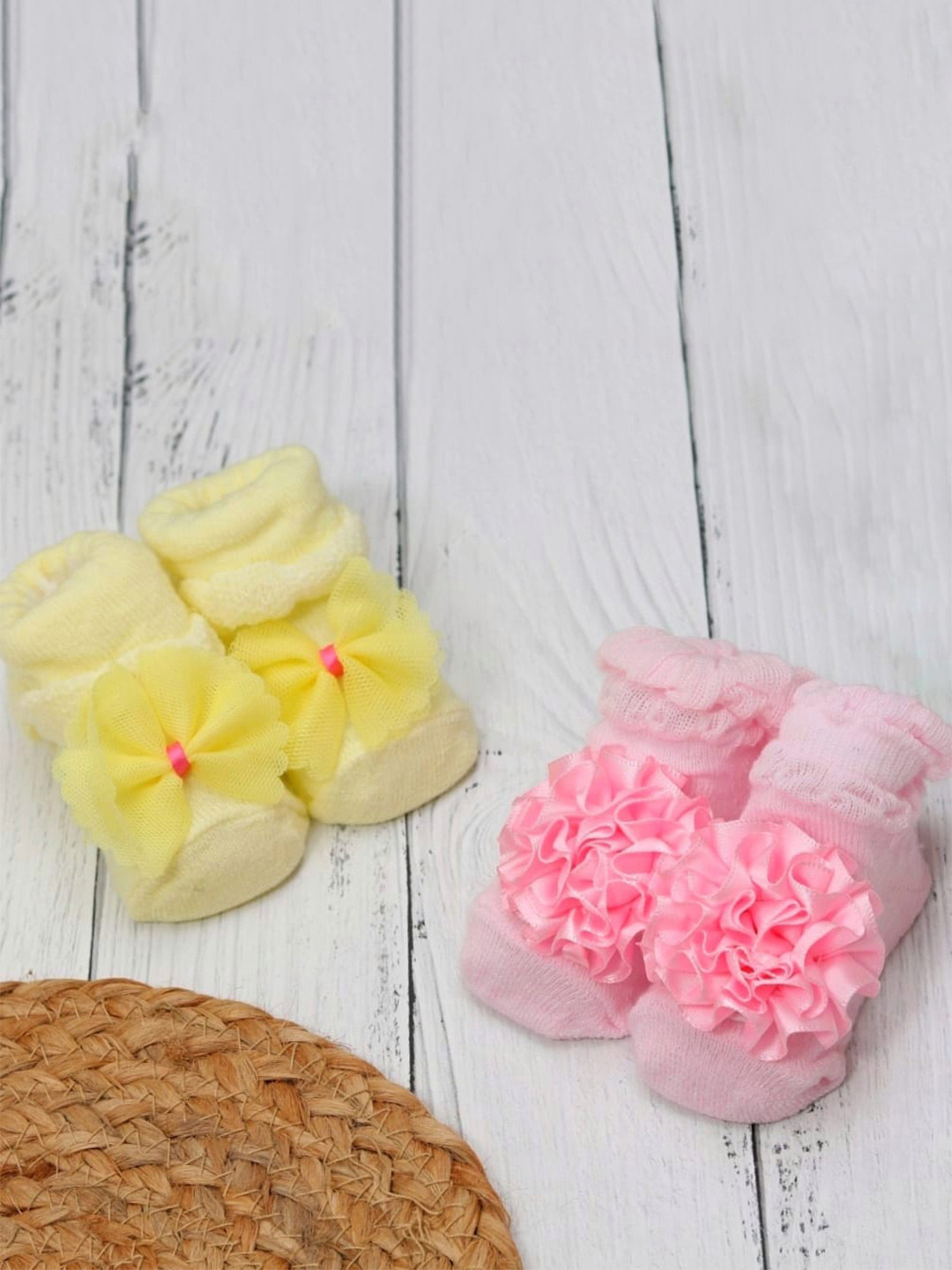 Yellow Bee Infant Girls Pack Of 2 Embellished Cotton Above Ankle Socks