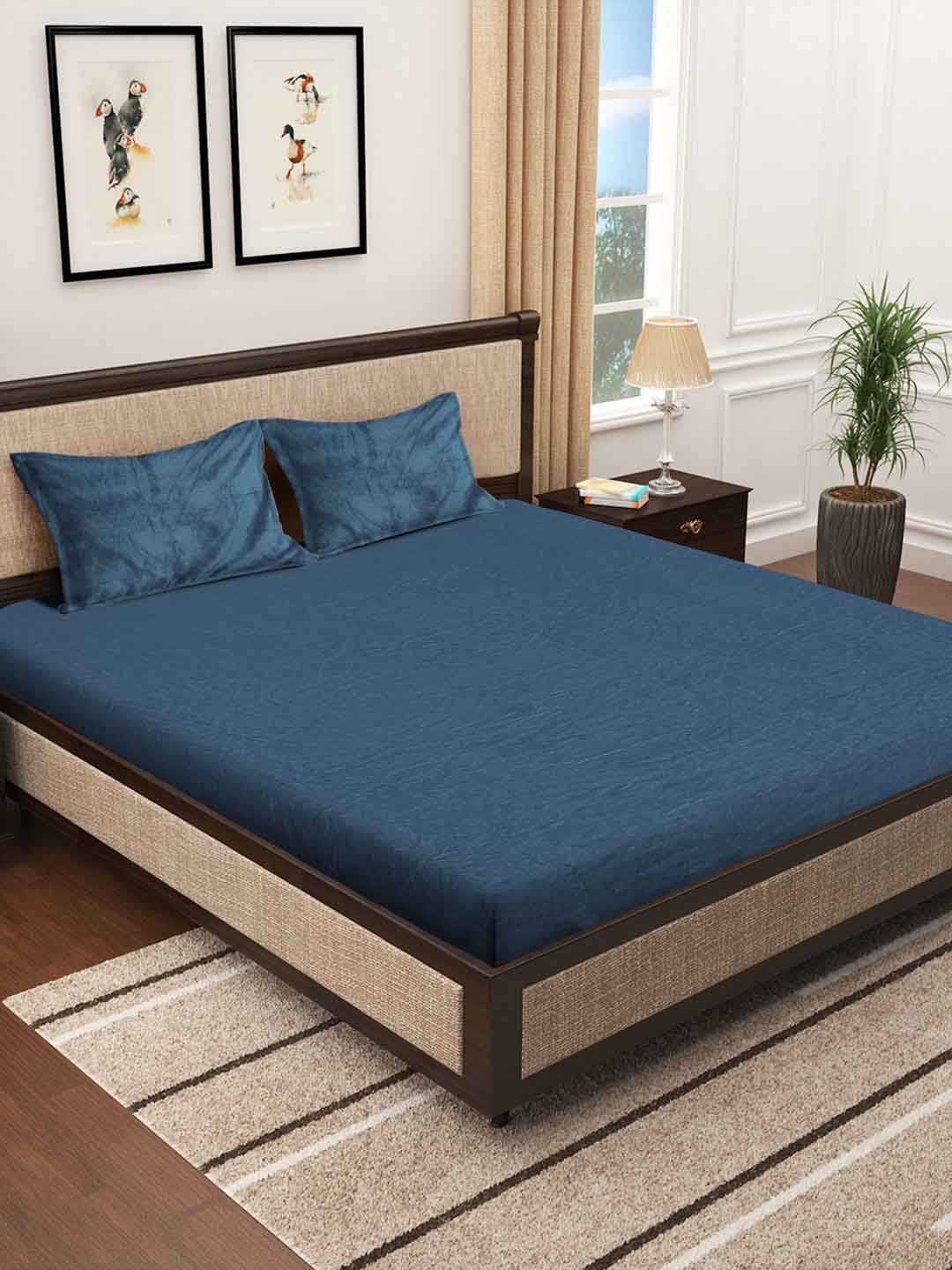 KLOTTHE Turquoise Blue Wool 300 TC King Bedsheet with 2 Pillow Covers-98 x 89 inches