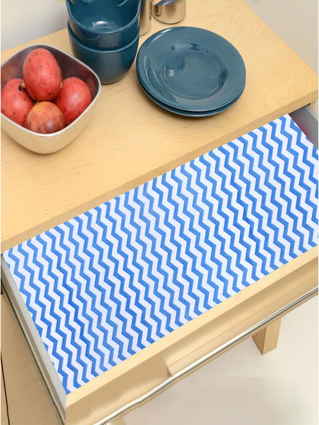 Kuber Industries Blue & White 2 Pieces Zig Zag Designed EVA Shelf Liner
