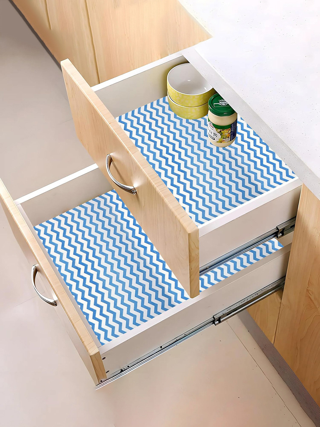 Kuber Industries Blue Zig Zag Design BPA Free Shelf Liner