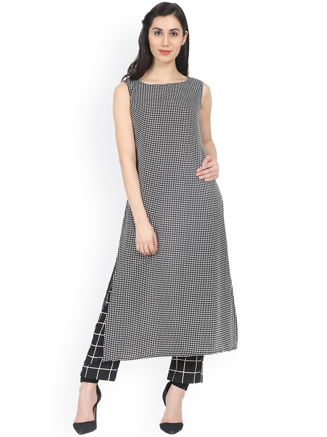 Nayo Women Black & White Printed Kurta with Palazzos