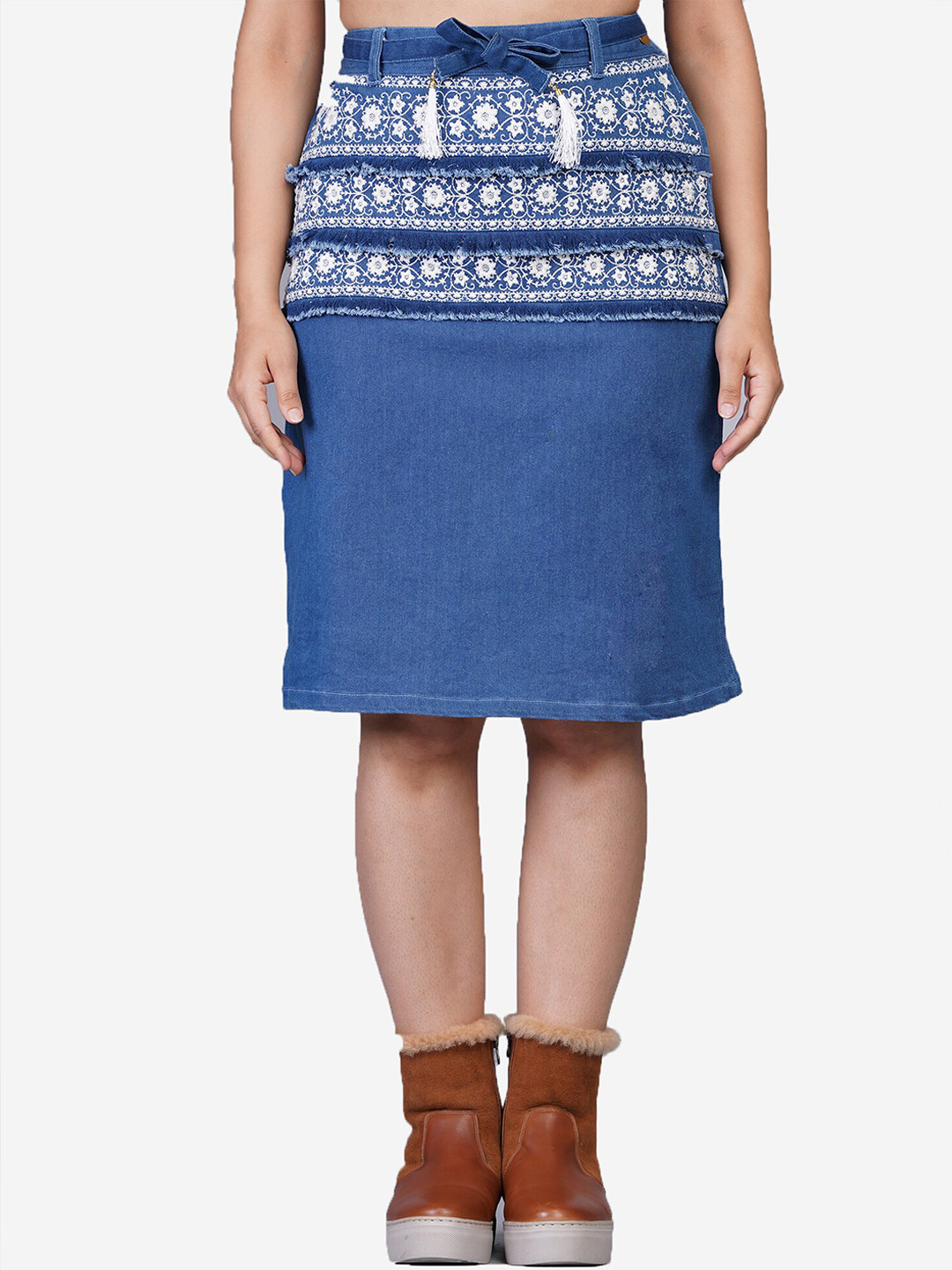 SUMAVI-FASHION Floral Embroidered Denim Knee-Length Straight Skirt