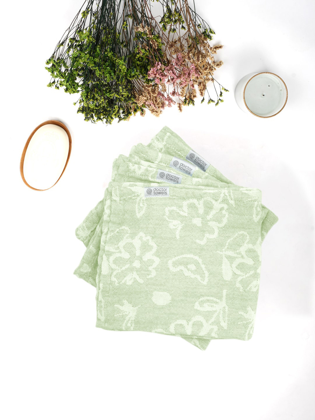 Doctor Towels Green Printed 300GSM Set of 4 Anti-Bacterial Banana Face Towel