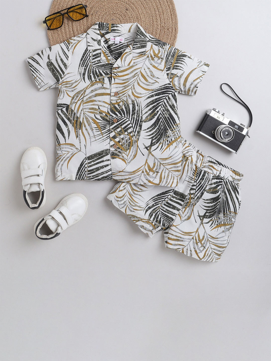 taffykids Boys Floral Printed Shirt With Shorts