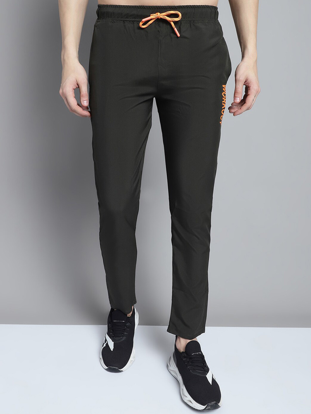 WELL QUALITY Men Training or Gym Track Pant