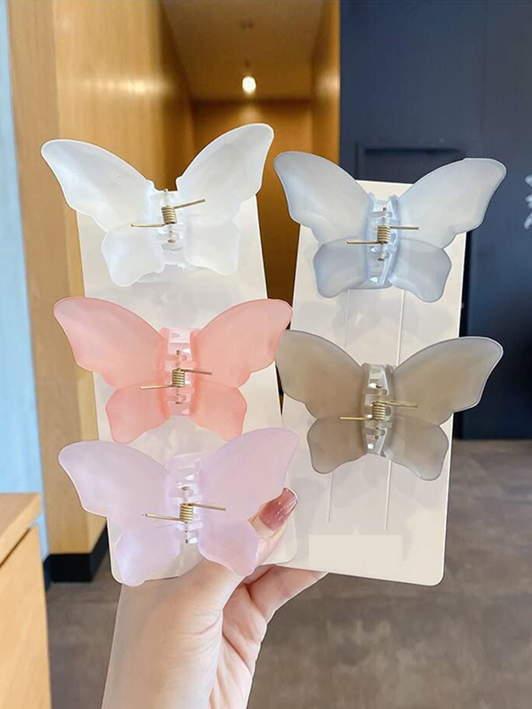 CHRONEX Set of 5 Assorted Butterfly Shaped Claw Clips