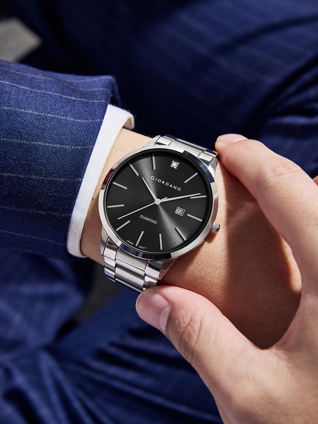 GIORDANO Men Dial & Stainless Steel Bracelet Style Straps Analogue Watch GZ-50101-11