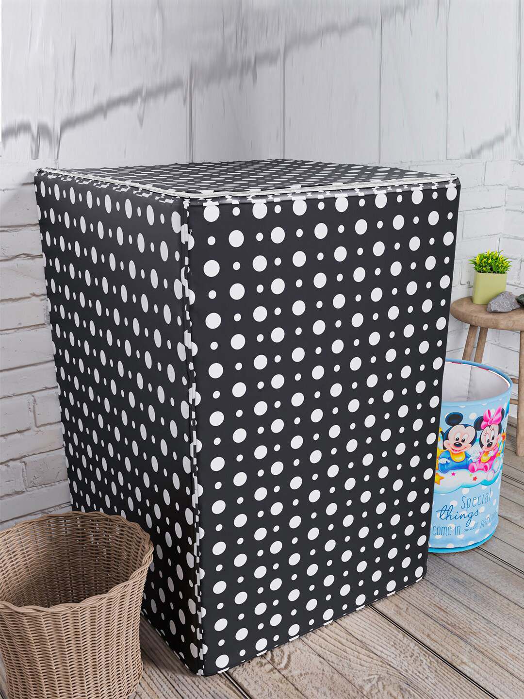 Kuber Industries Black & White Printed Washing Machine Cover