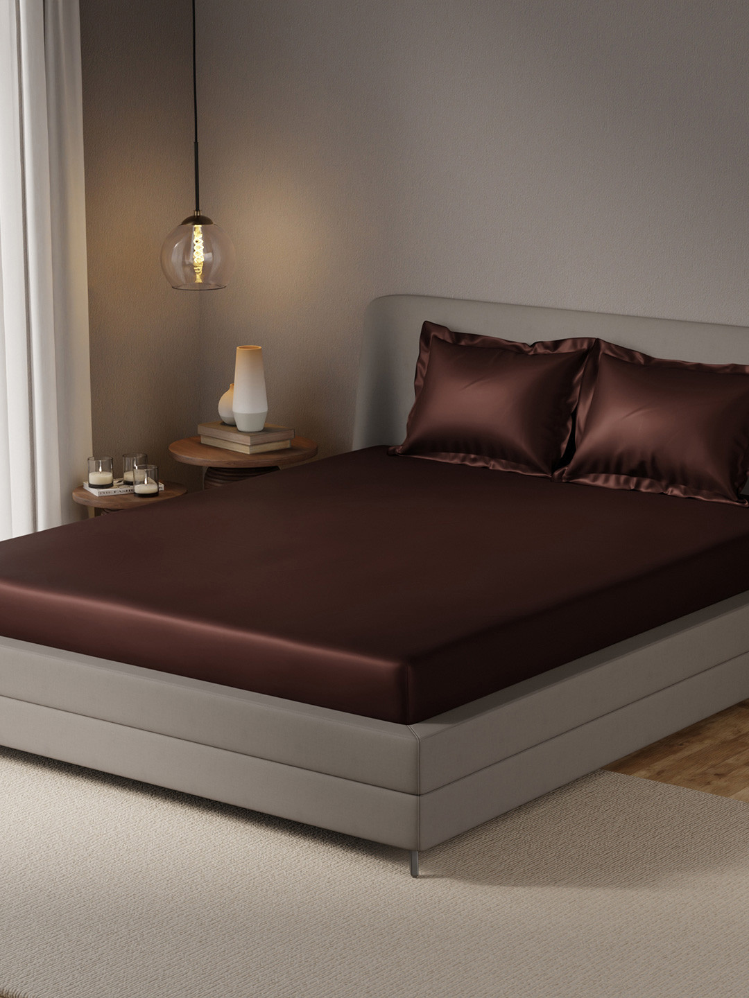 Stoa Paris Date Night Collection 300 TC Fitted King Satin Bedsheet with 2 Pillow Covers