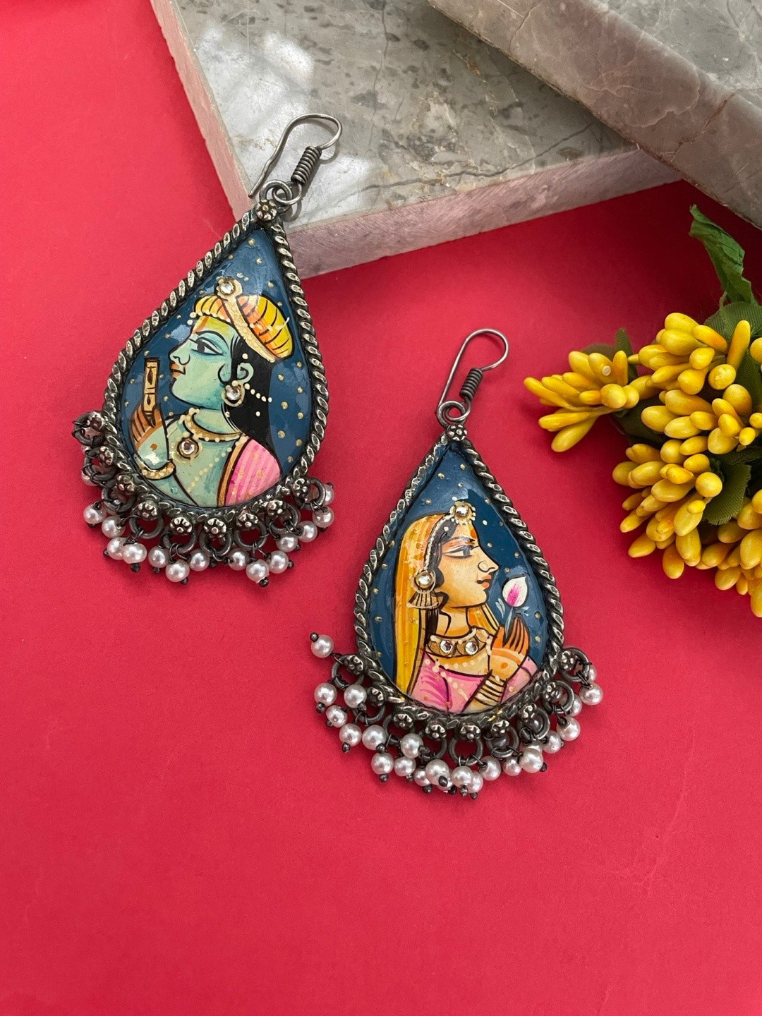 Digital Dress Room Silver-Plated Oval Drop Earrings