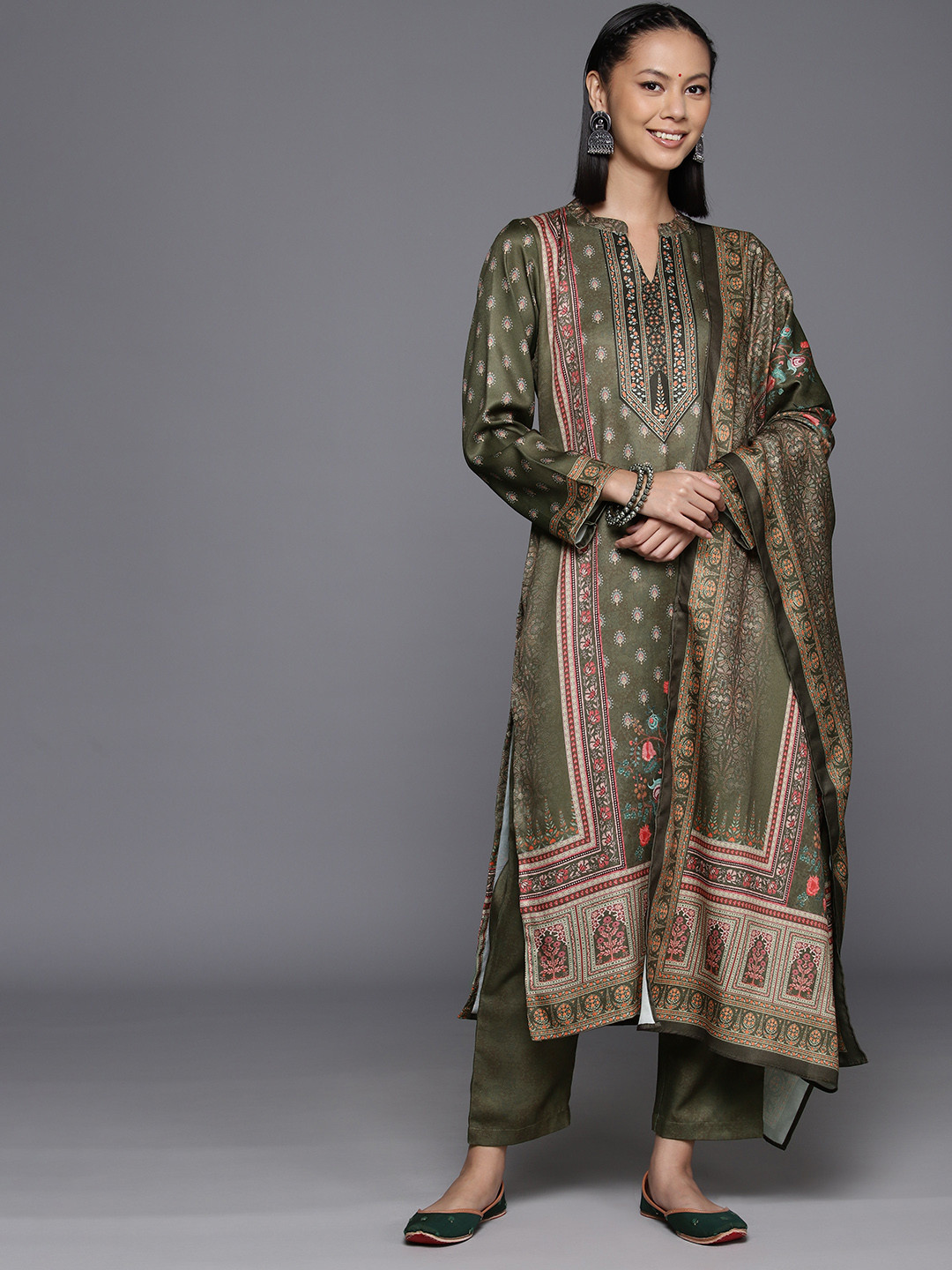 Varanga Ethnic Floral Printed Winter Straight Kurta Set with Dupatta.