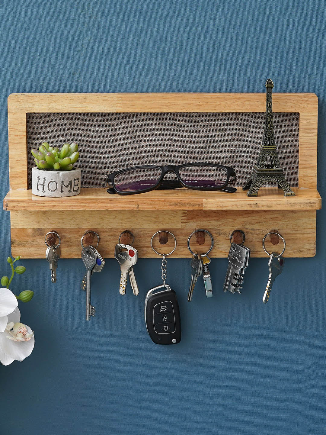 eCraftIndia Brown Multiutility 7 Hooks Wooden Key Holder With Shelf