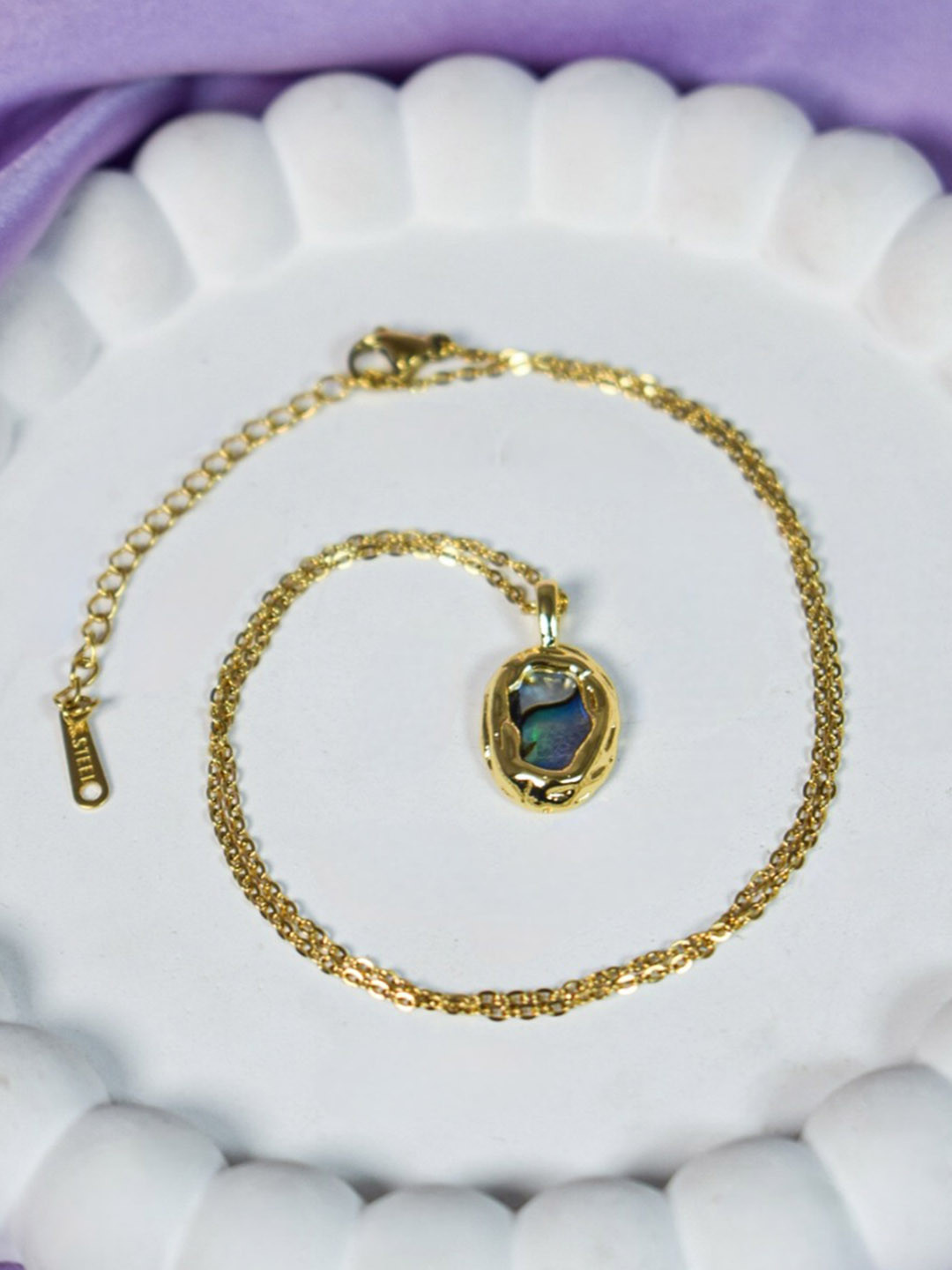 SALTY Antique Gold Mystic Magical Crystal Necklace