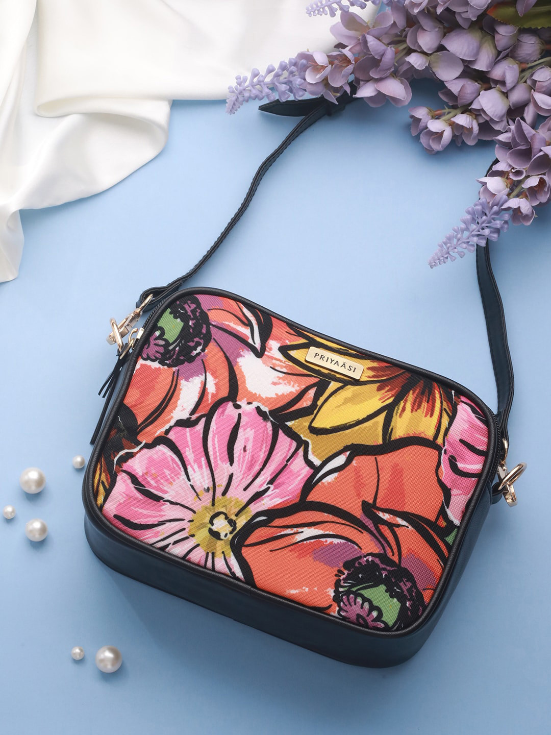 Priyaasi Graphic Printed Structured Handheld Bag