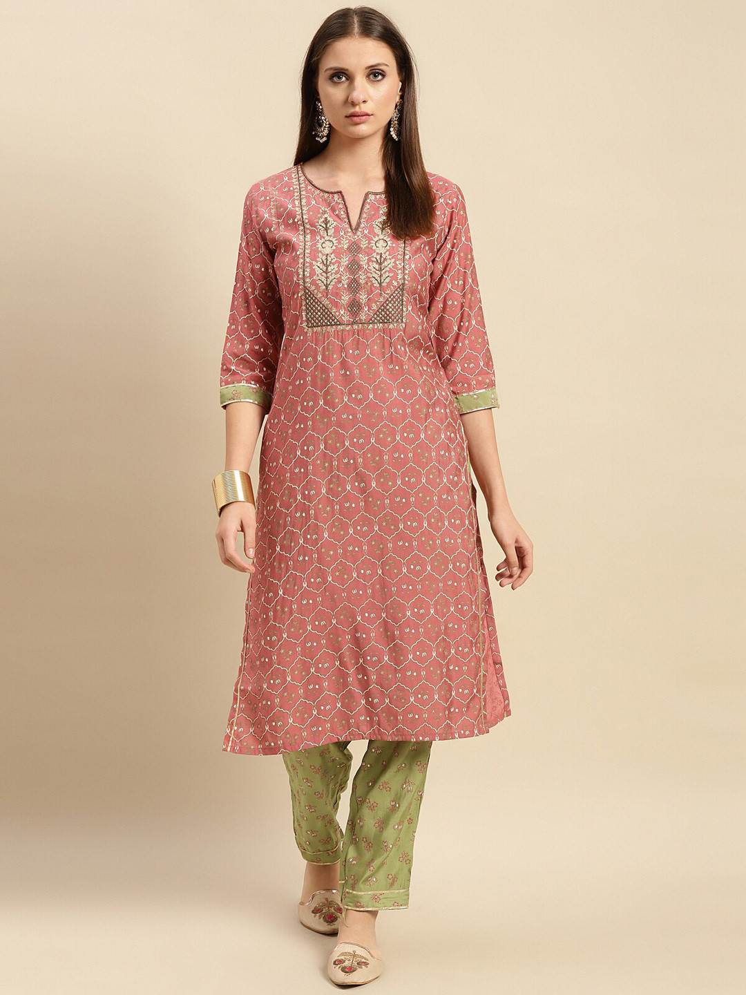 Rangita Floral Printed Gotta Patti Straight Kurta With Trousers