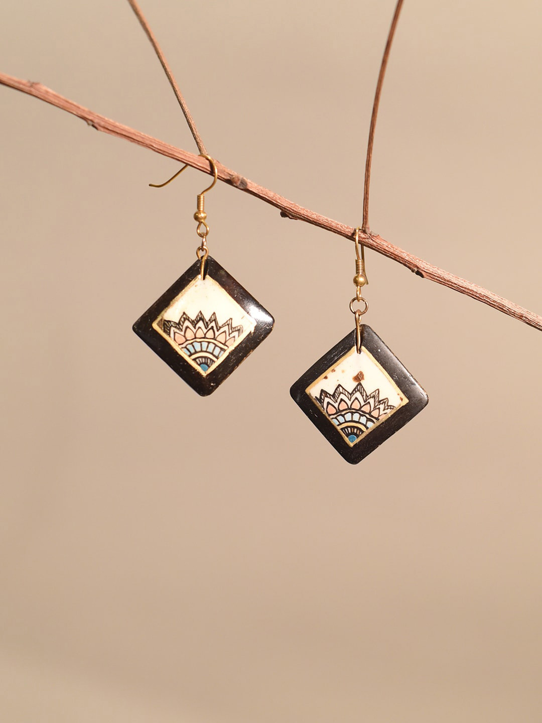 AAKRITI ART CREATIONS Brass-Plated Diamond Shaped Drop Earrings