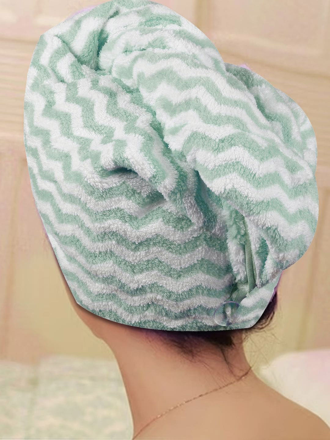 Black gold Green & White Zig Zag Design 400 GSM Pure Cotton Hair Draper